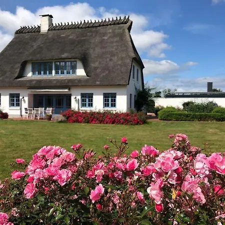 Landhaus Markerup Erdgeschoss * Husby (Schleswig-Flensburg)